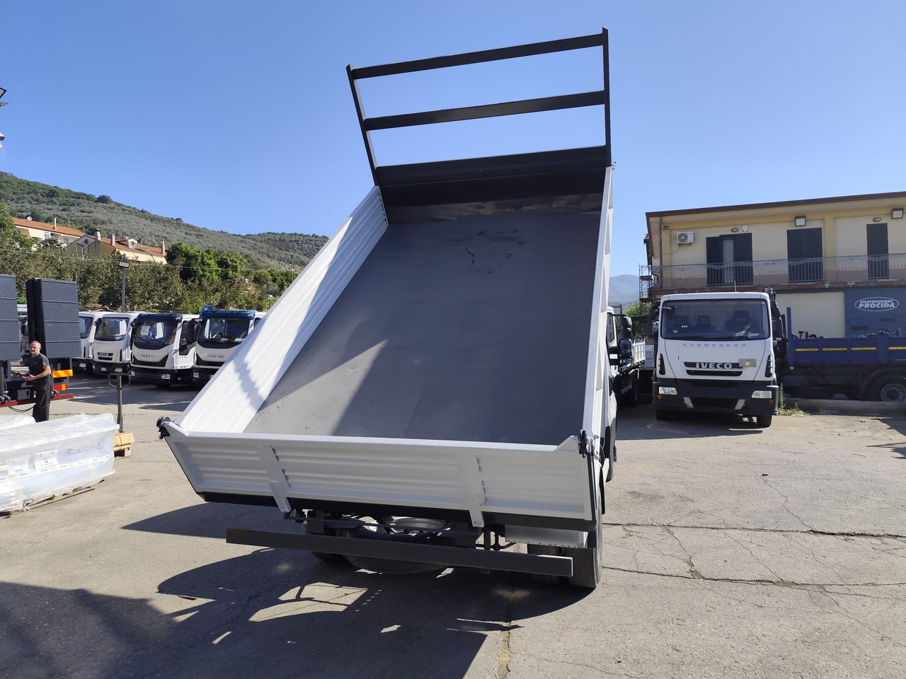 IVECO DAILY 35C13 - Ladbil med tip: billede 5 IVECO DAILY 35C13 - Ladbil med tip: billede 5