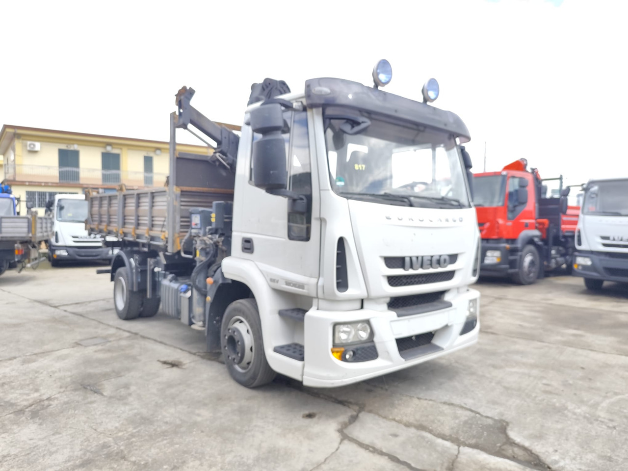 Lastbil med kran, Tipvogn lastbil IVECO EUROCARGO 120E28: billede 25