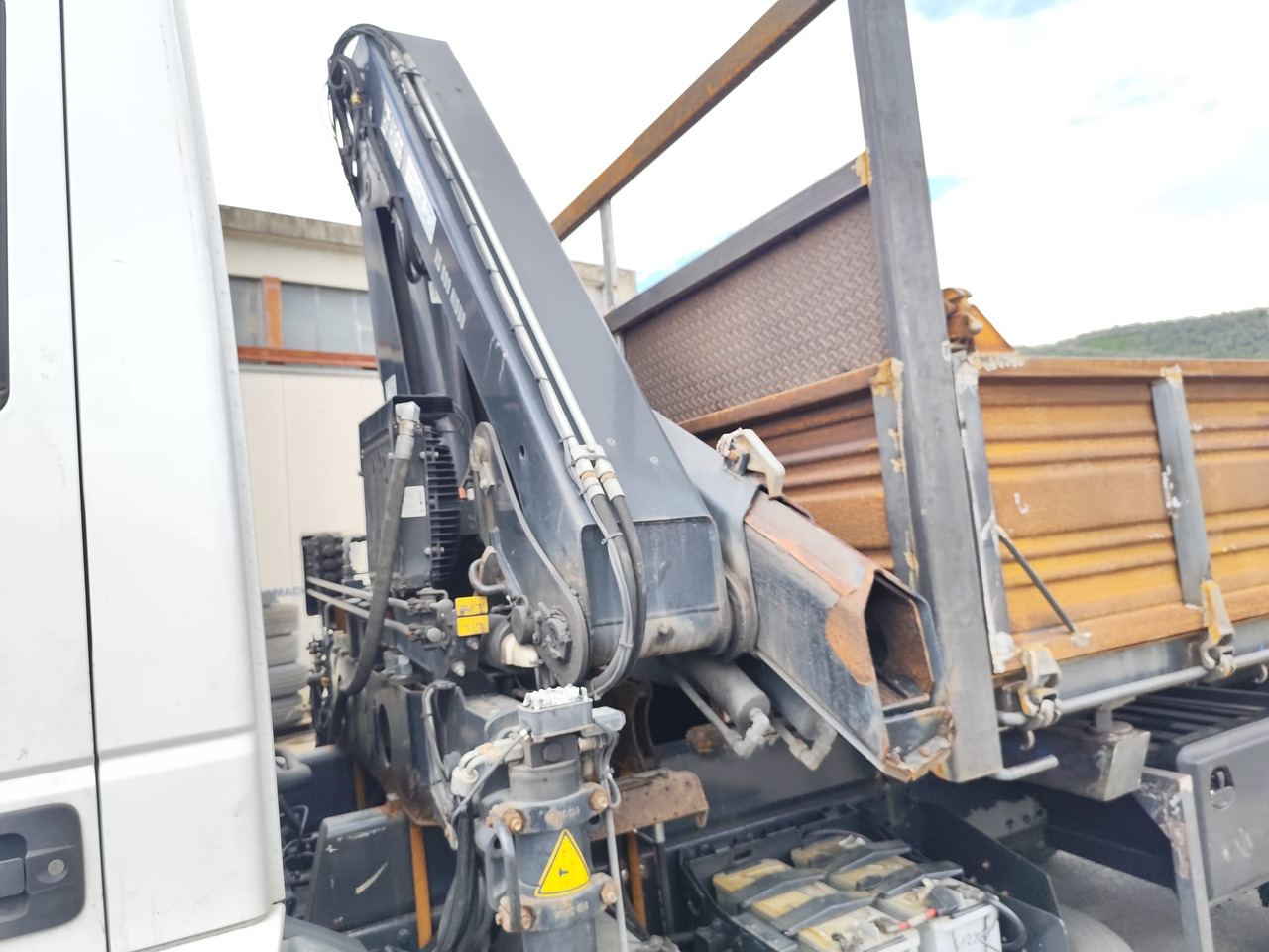 Lastbil med kran, Tipvogn lastbil IVECO EUROCARGO 120E28: billede 11