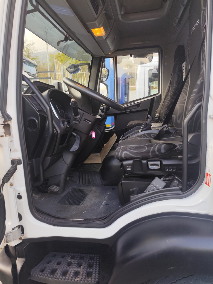 IVECO EUROCARGO 140-250 - Lastbil chassis: billede 3 IVECO EUROCARGO 140-250 - Lastbil chassis: billede 3