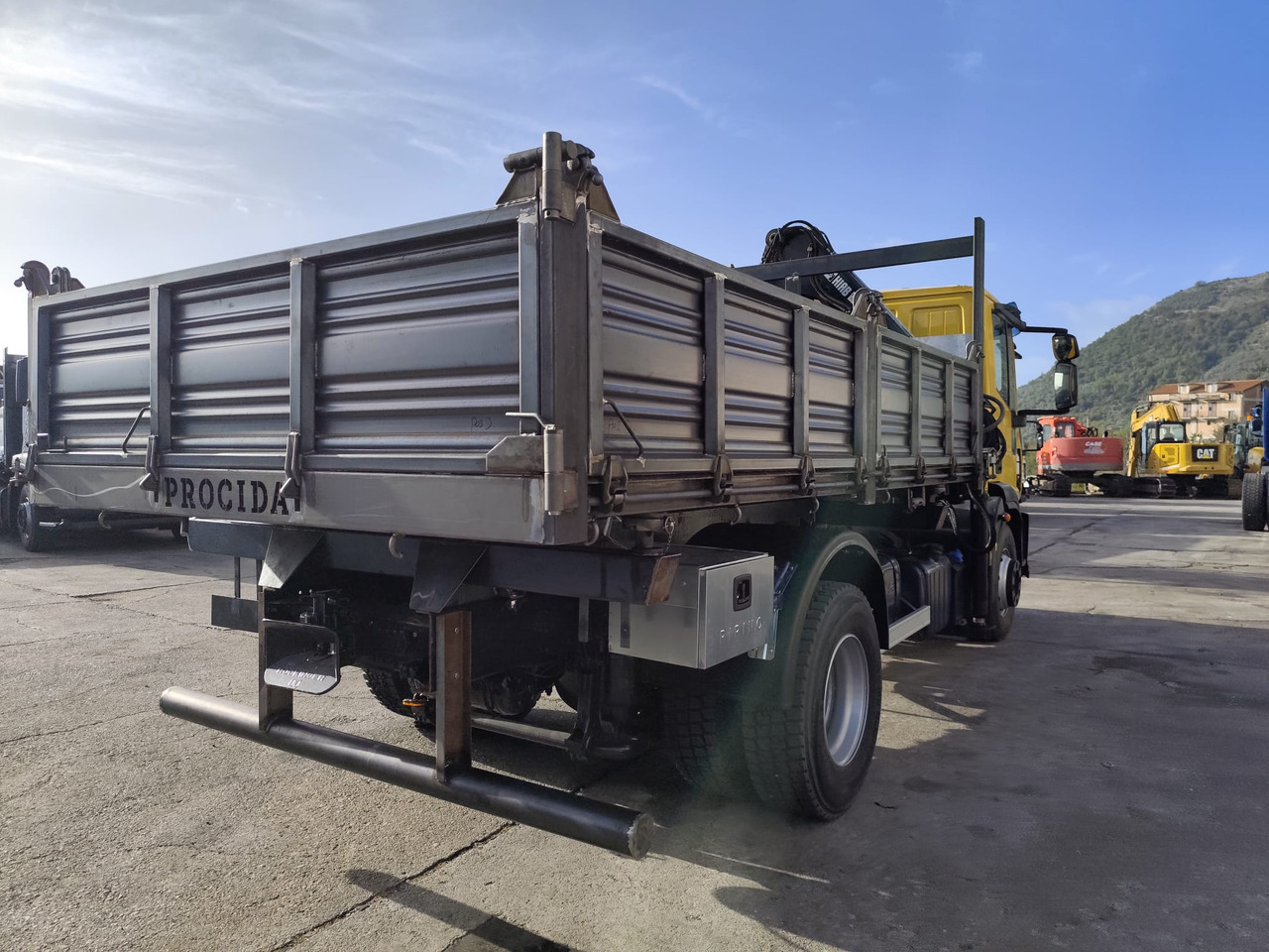 IVECO EUROCARGO 160E30 - Lastbil med kran: billede 4 IVECO EUROCARGO 160E30 - Lastbil med kran: billede 4