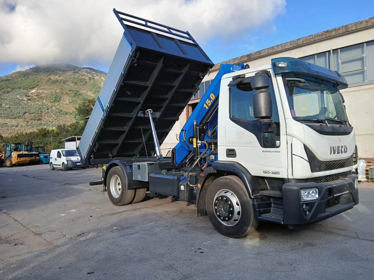 Lastbil med kran, Tipvogn lastbil IVECO EUROCARGO 180-320: billede 19