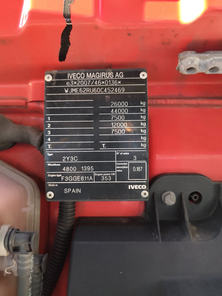 IVECO S-WAY AS260S48 Y - Lastbil med lad: billede 3 IVECO S-WAY AS260S48 Y - Lastbil med lad: billede 3