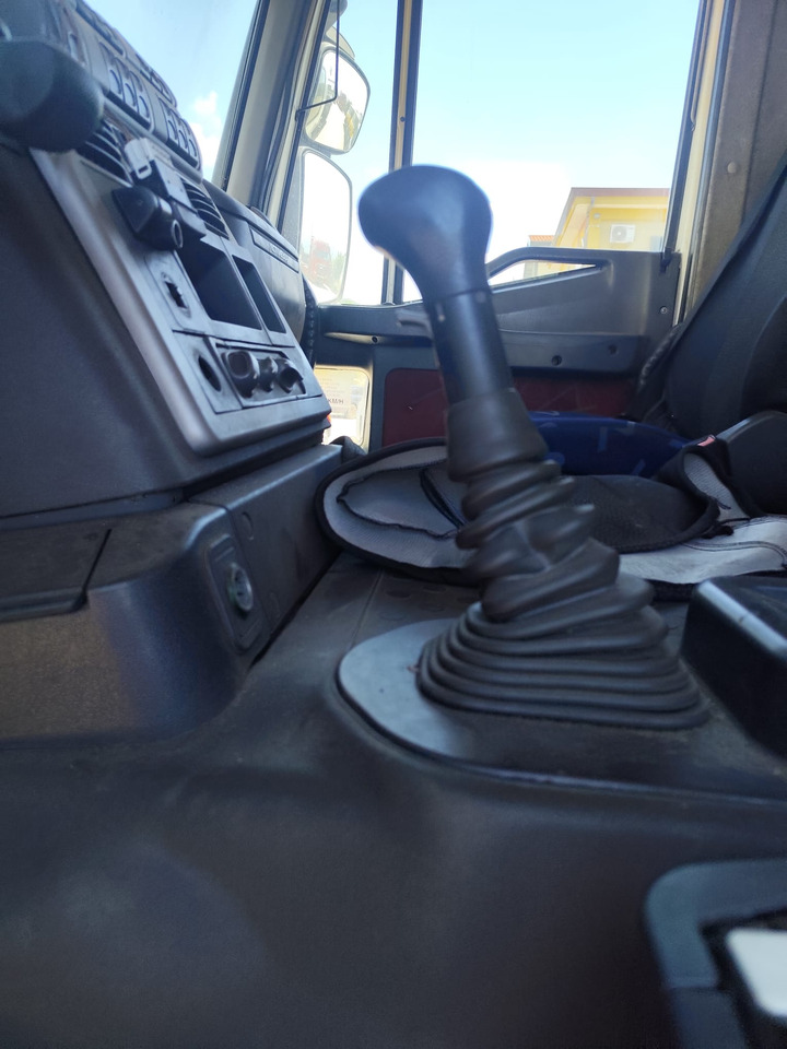 Lastbil med kran, Tipvogn lastbil IVECO STRALIS CUBE 190S33: billede 27 Lastbil med kran, Tipvogn lastbil IVECO STRALIS CUBE 190S33: billede 27