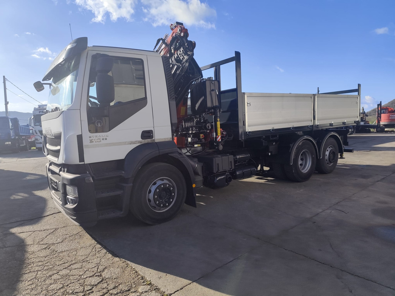 Leje en IVECO STRALIS CUBE 260S31 IVECO STRALIS CUBE 260S31: billede 38 Leje en IVECO STRALIS CUBE 260S31 IVECO STRALIS CUBE 260S31: billede 38