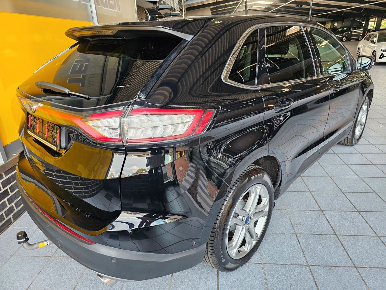Ford Edge Titanium 4x4 AHK ACC SchiebeDach Navi LED - SUV: billede 2 Ford Edge Titanium 4x4 AHK ACC SchiebeDach Navi LED - SUV: billede 2