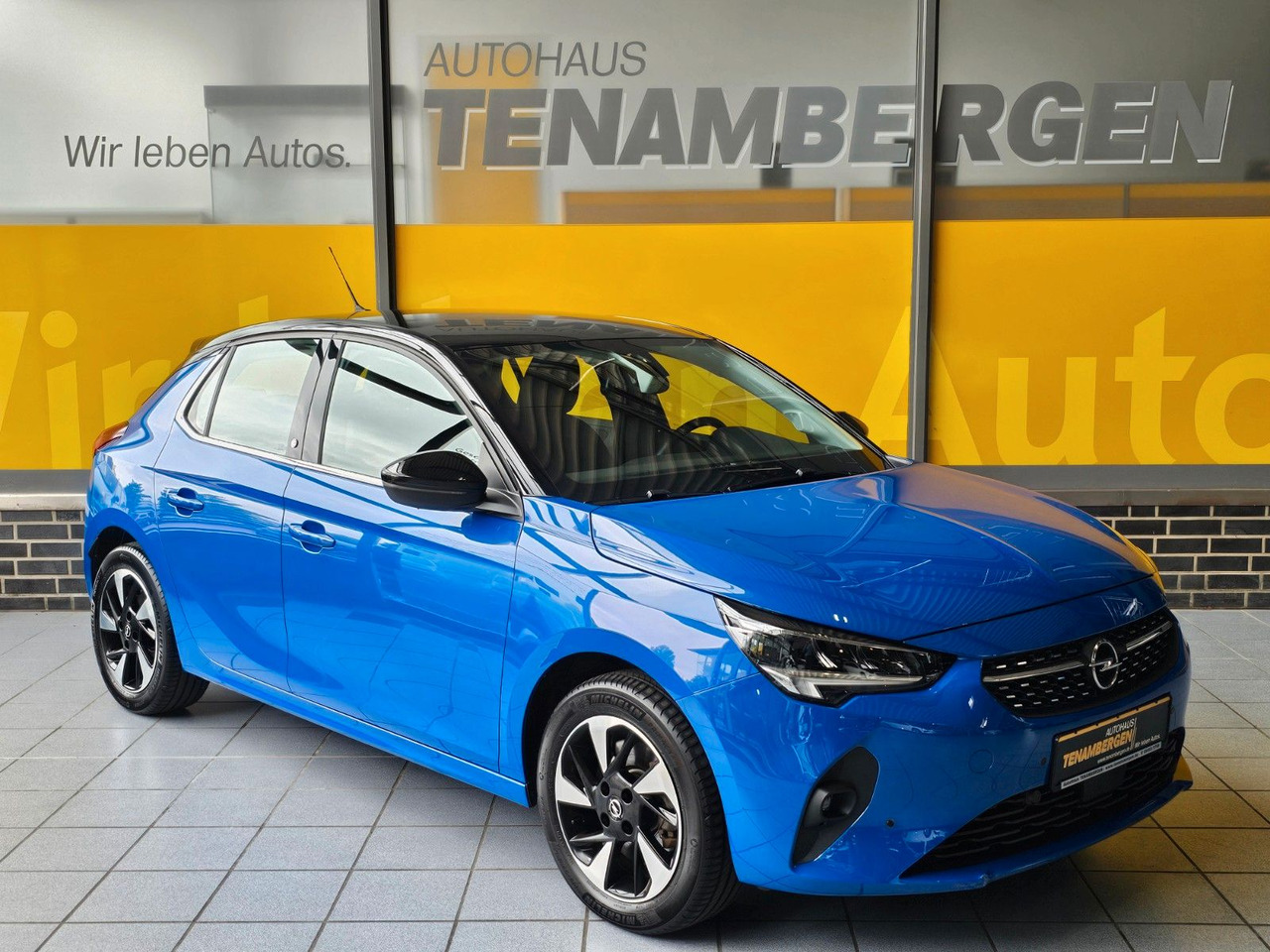 Opel Corsa F Elegance Sommer+Winterreifen +Wärmepumpe - Bil: billede 1 Opel Corsa F Elegance Sommer+Winterreifen +Wärmepumpe - Bil: billede 1
