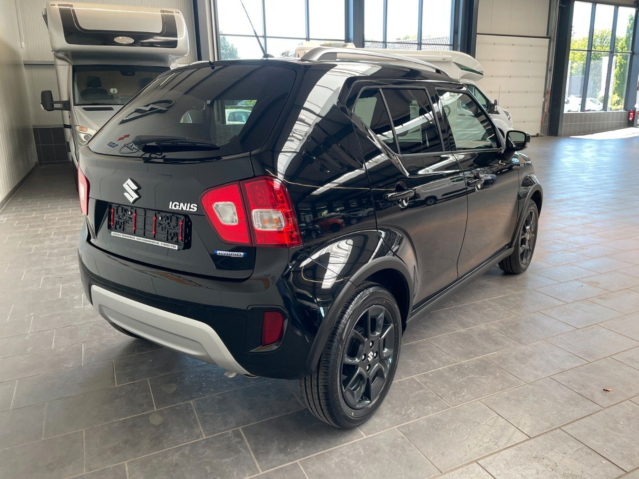 Suzuki Ignis Comfort+ Hybrid ,SHZ, Klimaauto., Tempomat - Bil: billede 3 Suzuki Ignis Comfort+ Hybrid ,SHZ, Klimaauto., Tempomat - Bil: billede 3