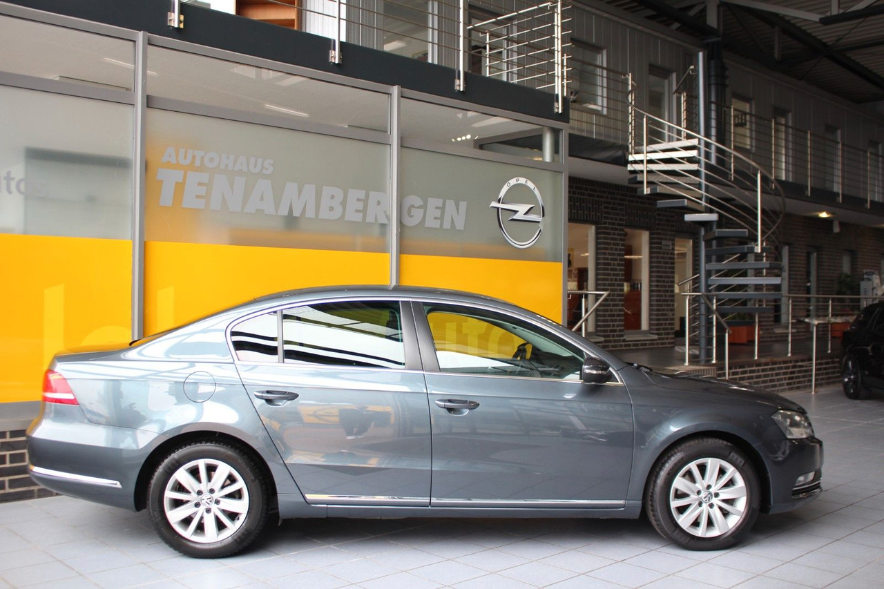 Volkswagen Passat Comfortline BlueMotion Navi PDC - Sedan: billede 3 Volkswagen Passat Comfortline BlueMotion Navi PDC - Sedan: billede 3
