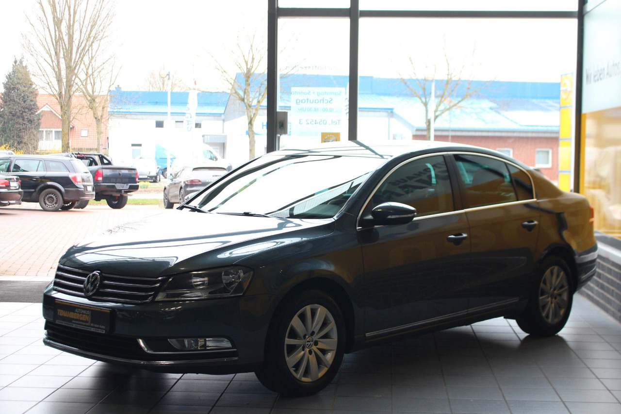 Volkswagen Passat Comfortline BlueMotion Navi PDC - Sedan: billede 4 Volkswagen Passat Comfortline BlueMotion Navi PDC - Sedan: billede 4