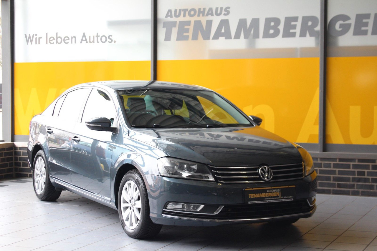 Volkswagen Passat Comfortline BlueMotion Navi PDC - Sedan: billede 2 Volkswagen Passat Comfortline BlueMotion Navi PDC - Sedan: billede 2
