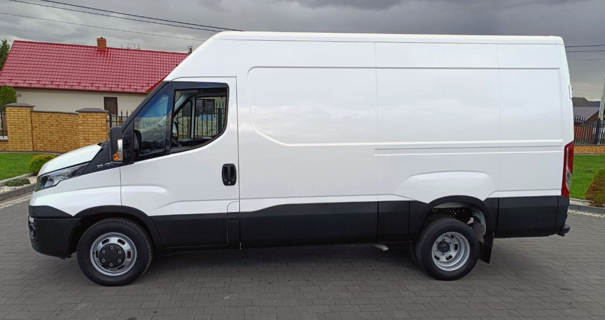 Varevogn Iveco Daily 35C13 Blaszak L3H2 na bliźniakach VAT 23: billede 6 Varevogn Iveco Daily 35C13 Blaszak L3H2 na bliźniakach VAT 23: billede 6