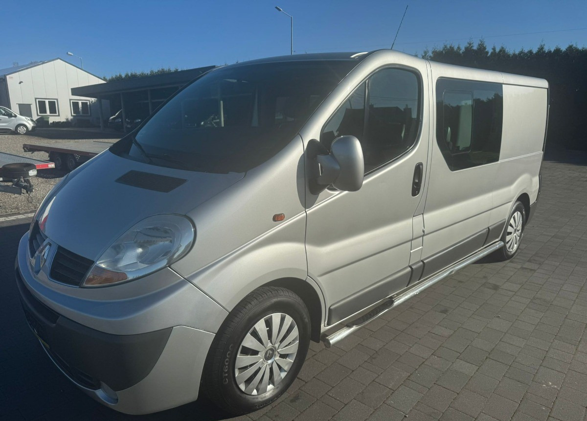 Renault Trafic 2.5 150ps 5- osobowy Doka Stan B. Dobry - Mandskabsbil: billede 5 Renault Trafic 2.5 150ps 5- osobowy Doka Stan B. Dobry - Mandskabsbil: billede 5