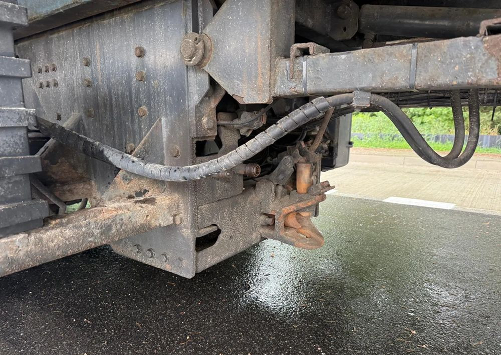 Scania R380 PD Autopomoc Specialny tacho na tarczki wciągarka - Bjærgningskøretøj: billede 4 Scania R380 PD Autopomoc Specialny tacho na tarczki wciągarka - Bjærgningskøretøj: billede 4