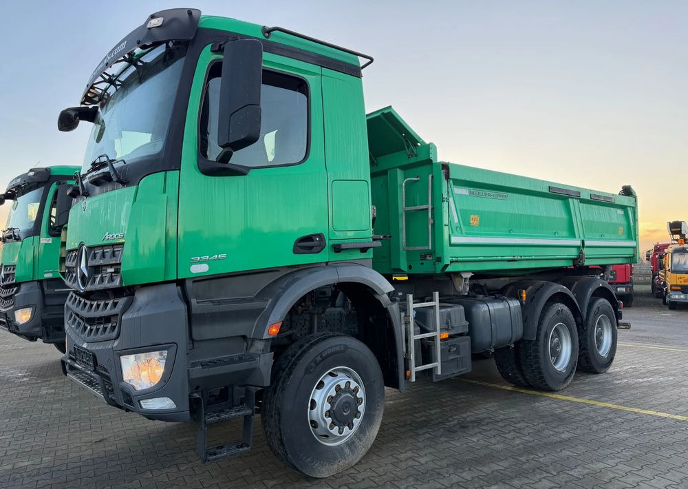 Mercedes-Benz AROCS 3345/6x6/ Wywrotka Miller Bordmatic - Tipvogn lastbil: billede 1 Mercedes-Benz AROCS 3345/6x6/ Wywrotka Miller Bordmatic - Tipvogn lastbil: billede 1