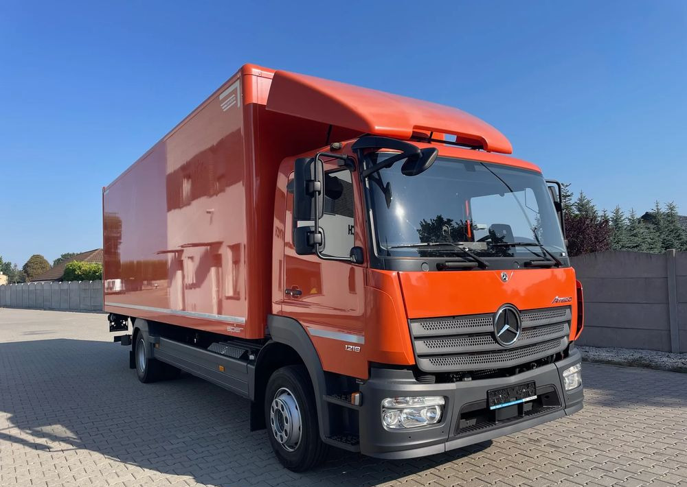 Mercedes-Benz ATEGO 1218 - Lastbil varevogn: billede 2 Mercedes-Benz ATEGO 1218 - Lastbil varevogn: billede 2