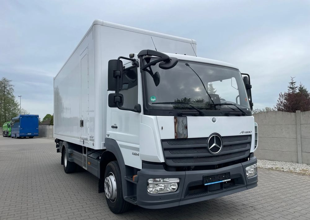 Mercedes-Benz ATEGO 1324, 15 EUROPALET, ŁADOWNOŚĆ 7,5 T - Lastbil varevogn: billede 3 Mercedes-Benz ATEGO 1324, 15 EUROPALET, ŁADOWNOŚĆ 7,5 T - Lastbil varevogn: billede 3