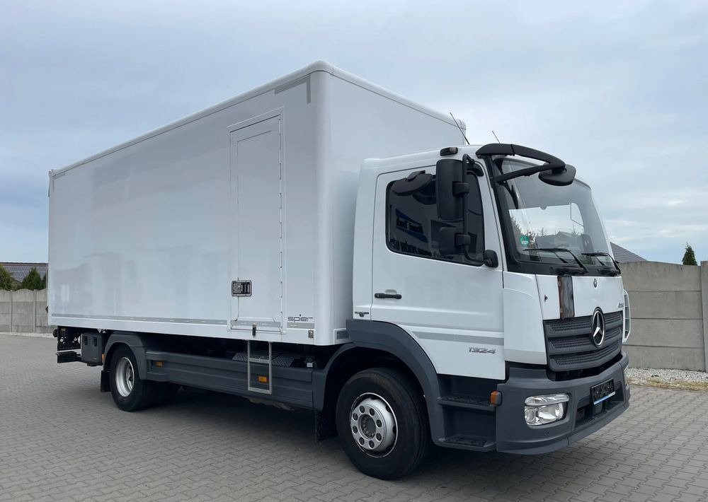 Mercedes-Benz ATEGO 1324, 15 EUROPALET, ŁADOWNOŚĆ 7,5 T - Lastbil varevogn: billede 2 Mercedes-Benz ATEGO 1324, 15 EUROPALET, ŁADOWNOŚĆ 7,5 T - Lastbil varevogn: billede 2