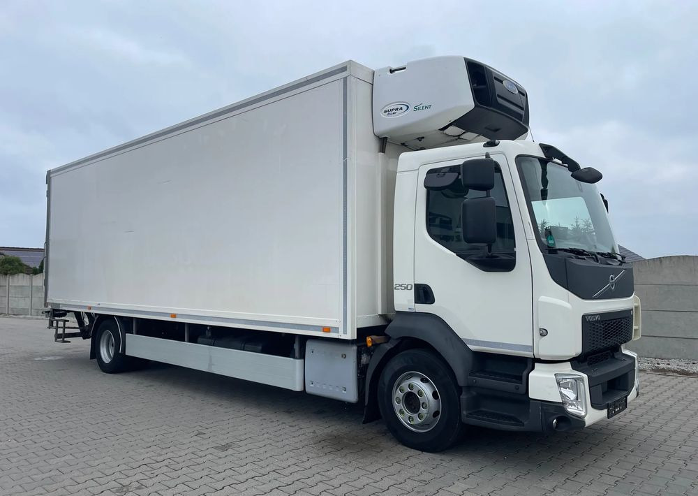 Volvo FL 16.250 CHŁODNIA - Kølevogn lastbil: billede 4 Volvo FL 16.250 CHŁODNIA - Kølevogn lastbil: billede 4