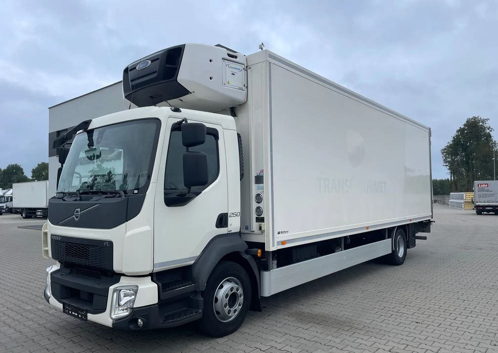 Volvo FL 16.250 CHŁODNIA - Kølevogn lastbil: billede 2 Volvo FL 16.250 CHŁODNIA - Kølevogn lastbil: billede 2