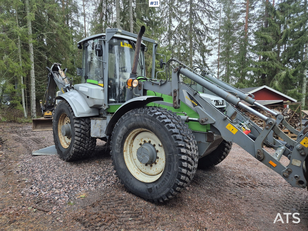 Lännen 8800E Kaivurikuormaaja - Gravelæssemaskine: billede 2 Lännen 8800E Kaivurikuormaaja - Gravelæssemaskine: billede 2