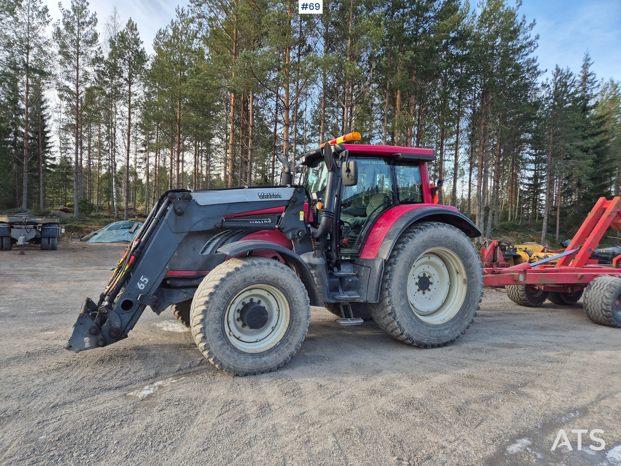 Valtra T182 - Traktor: billede 2 Valtra T182 - Traktor: billede 2