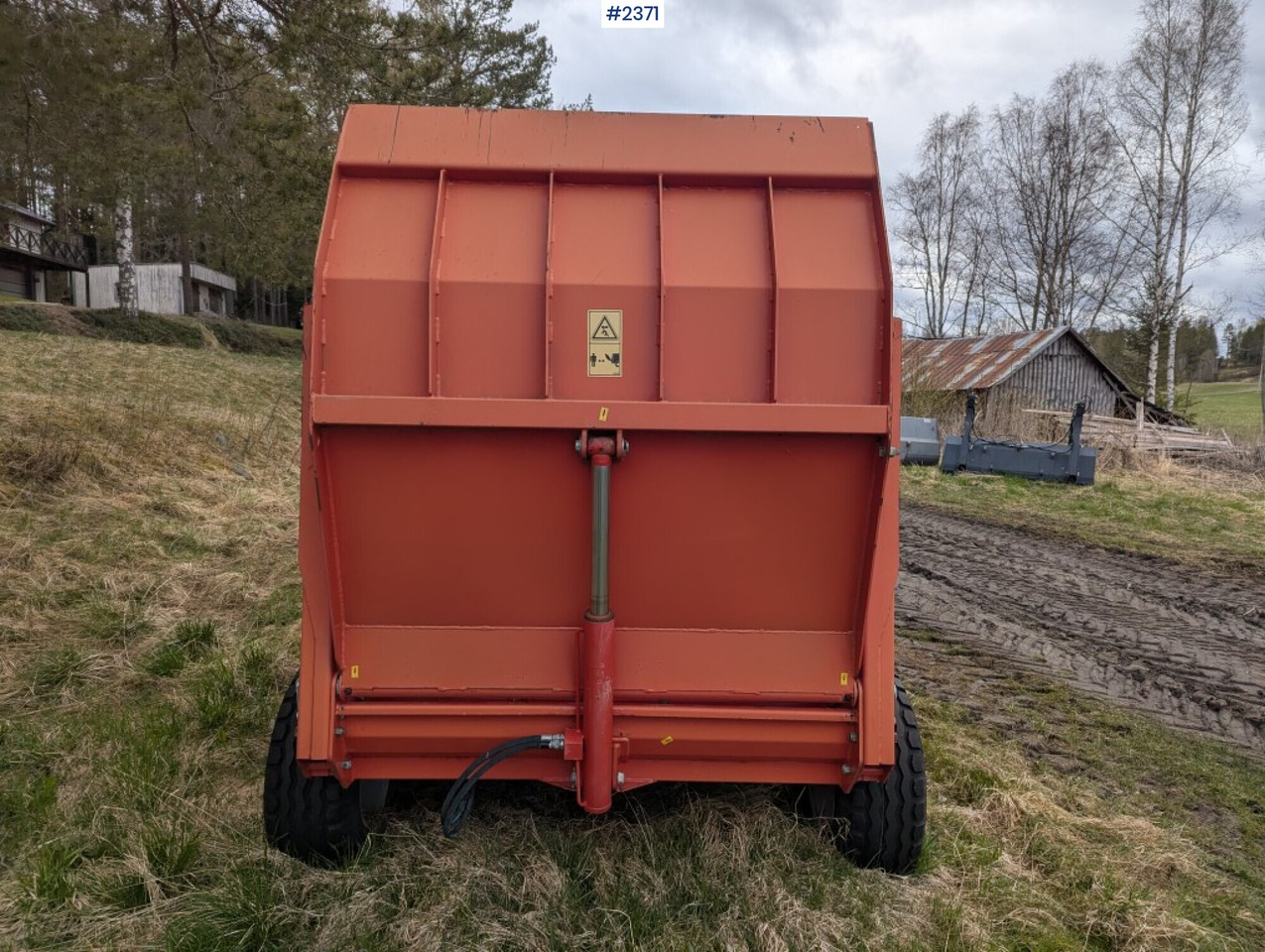 Bale cutter / Feed shredder Kverneland Taarup 853 - Udstyr til hø: billede 5 Bale cutter / Feed shredder Kverneland Taarup 853 - Udstyr til hø: billede 5