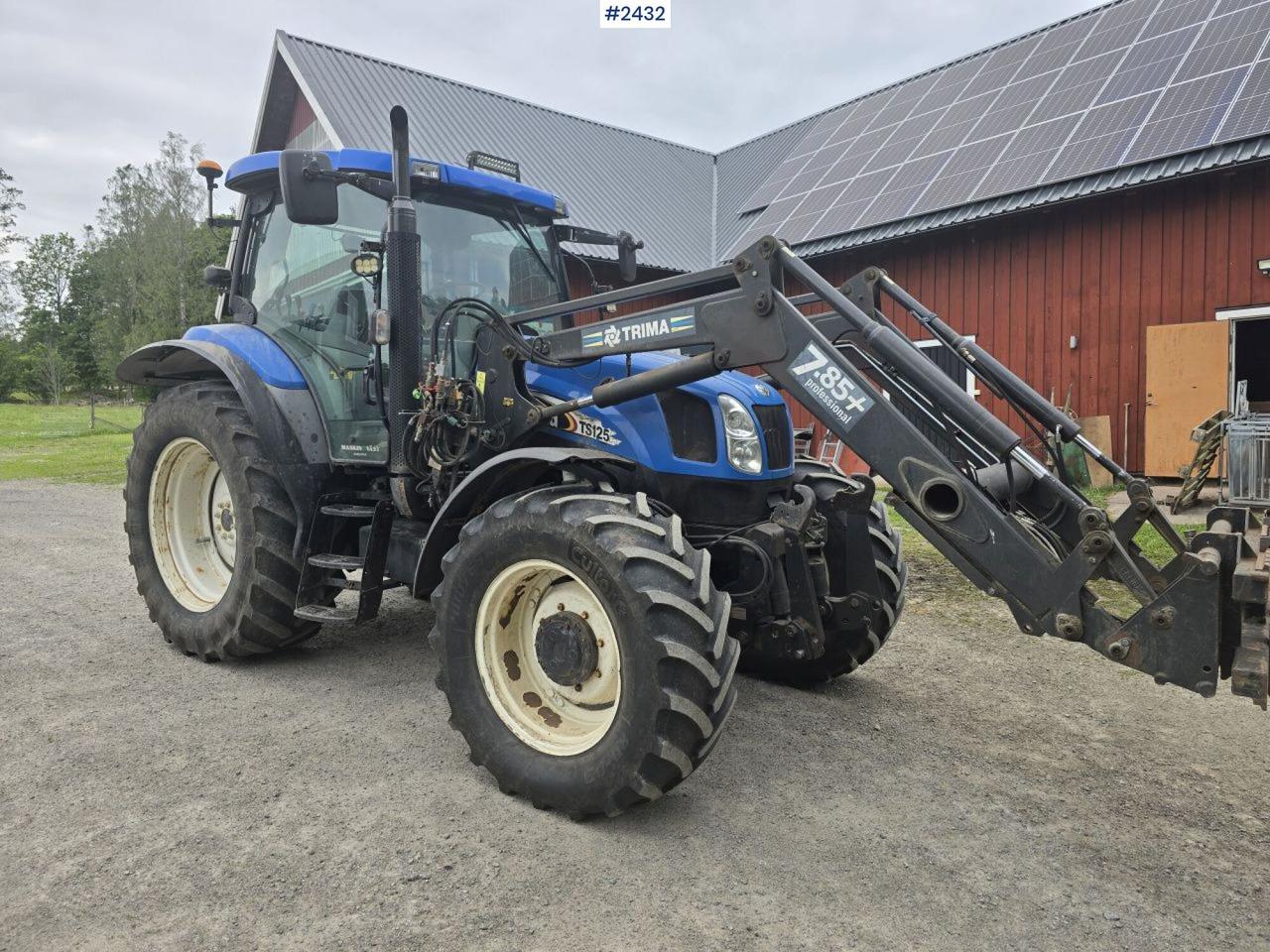 New Holland TS 125A med Frontlastare - Traktor: billede 2 New Holland TS 125A med Frontlastare - Traktor: billede 2
