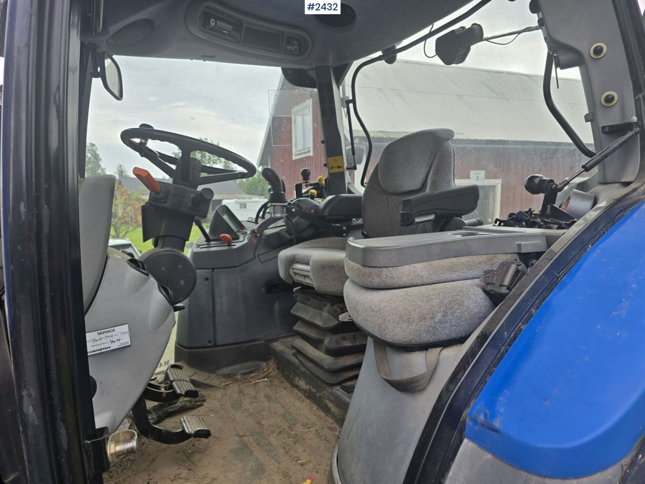 New Holland TS 125A med Frontlastare - Traktor: billede 5 New Holland TS 125A med Frontlastare - Traktor: billede 5
