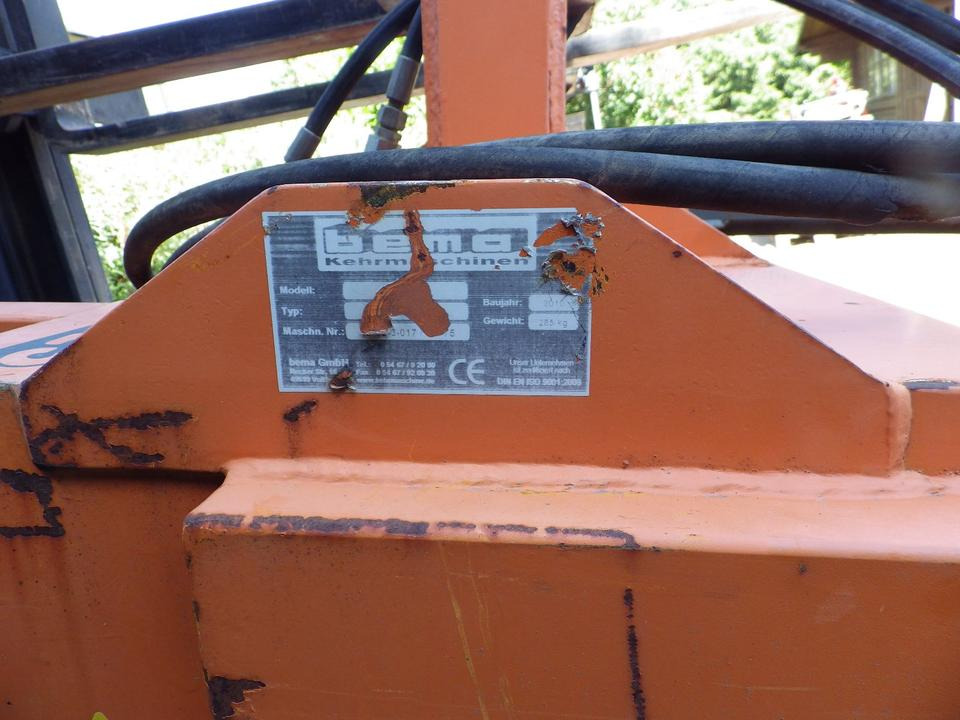 BEMA 25 Kehrmaschine gebraucht (MWST ausweisbar) - Børste til fejemaskiner: billede 4 BEMA 25 Kehrmaschine gebraucht (MWST ausweisbar) - Børste til fejemaskiner: billede 4