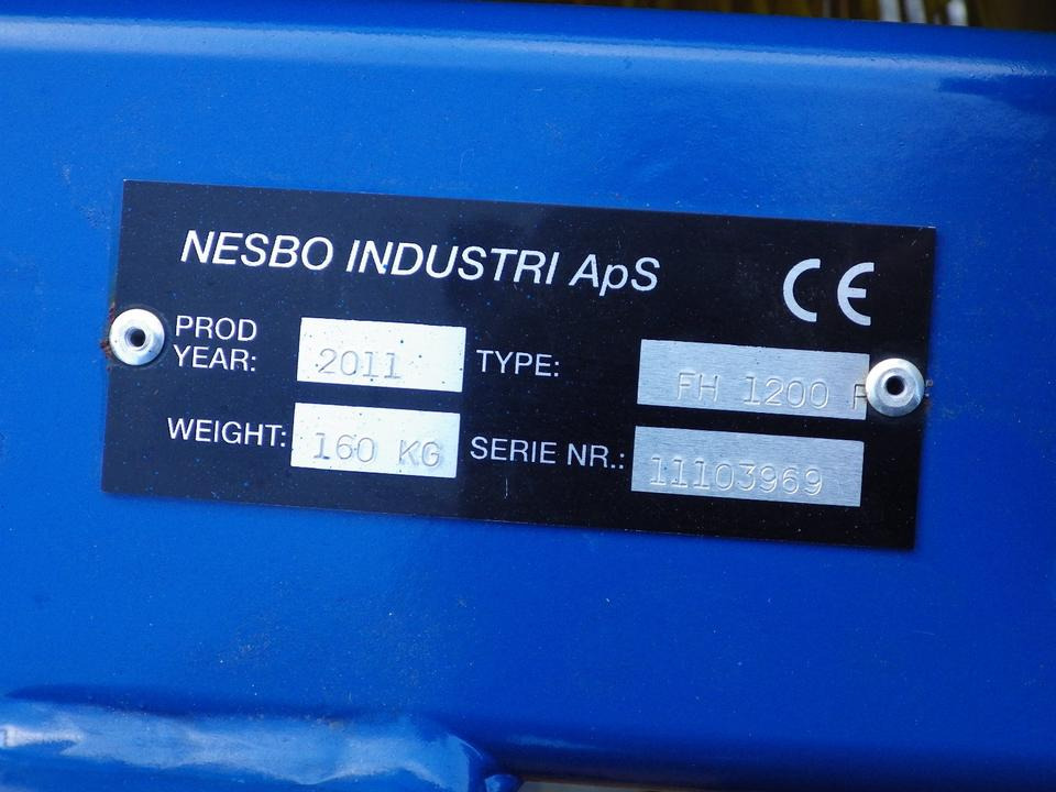 Front Kehrmaschine vollhydraulisch 1200NESBO ISEKI (2200 netto) - Børste til fejemaskiner: billede 5 Front Kehrmaschine vollhydraulisch 1200NESBO ISEKI (2200 netto) - Børste til fejemaskiner: billede 5