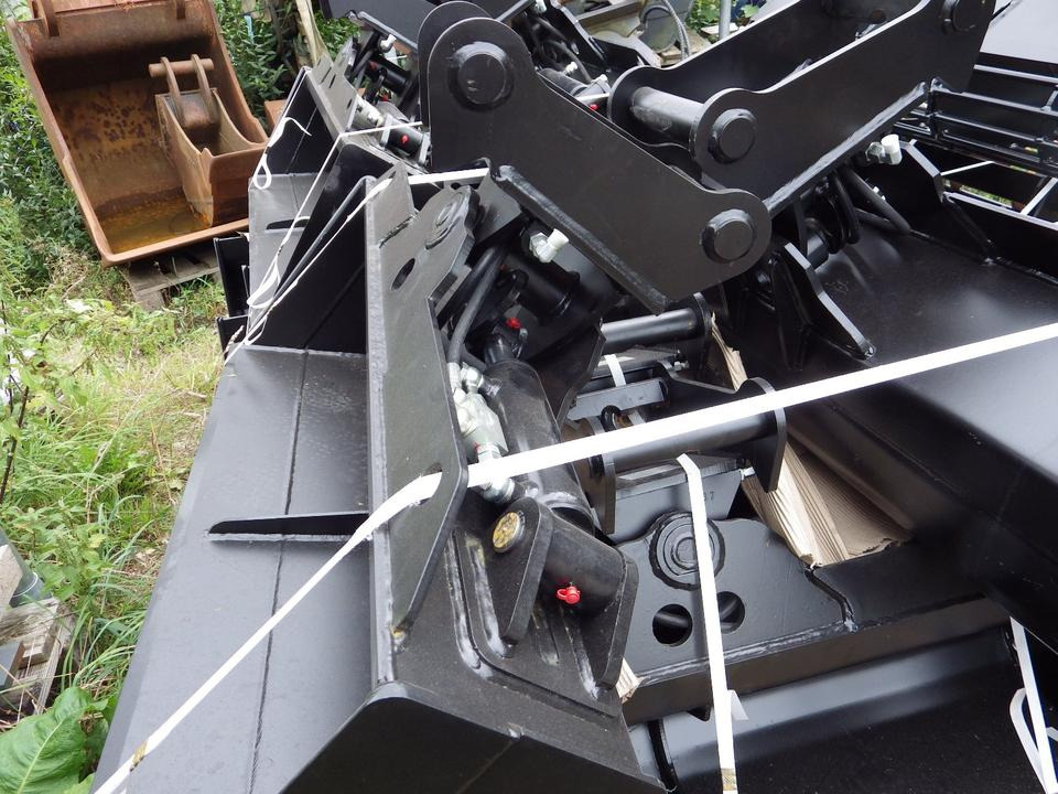 Schwenkbarer Grabenräumlöffel Planierlöffel Humuslöffel MS03 Sym - Skovl til gravemaskine: billede 5 Schwenkbarer Grabenräumlöffel Planierlöffel Humuslöffel MS03 Sym - Skovl til gravemaskine: billede 5