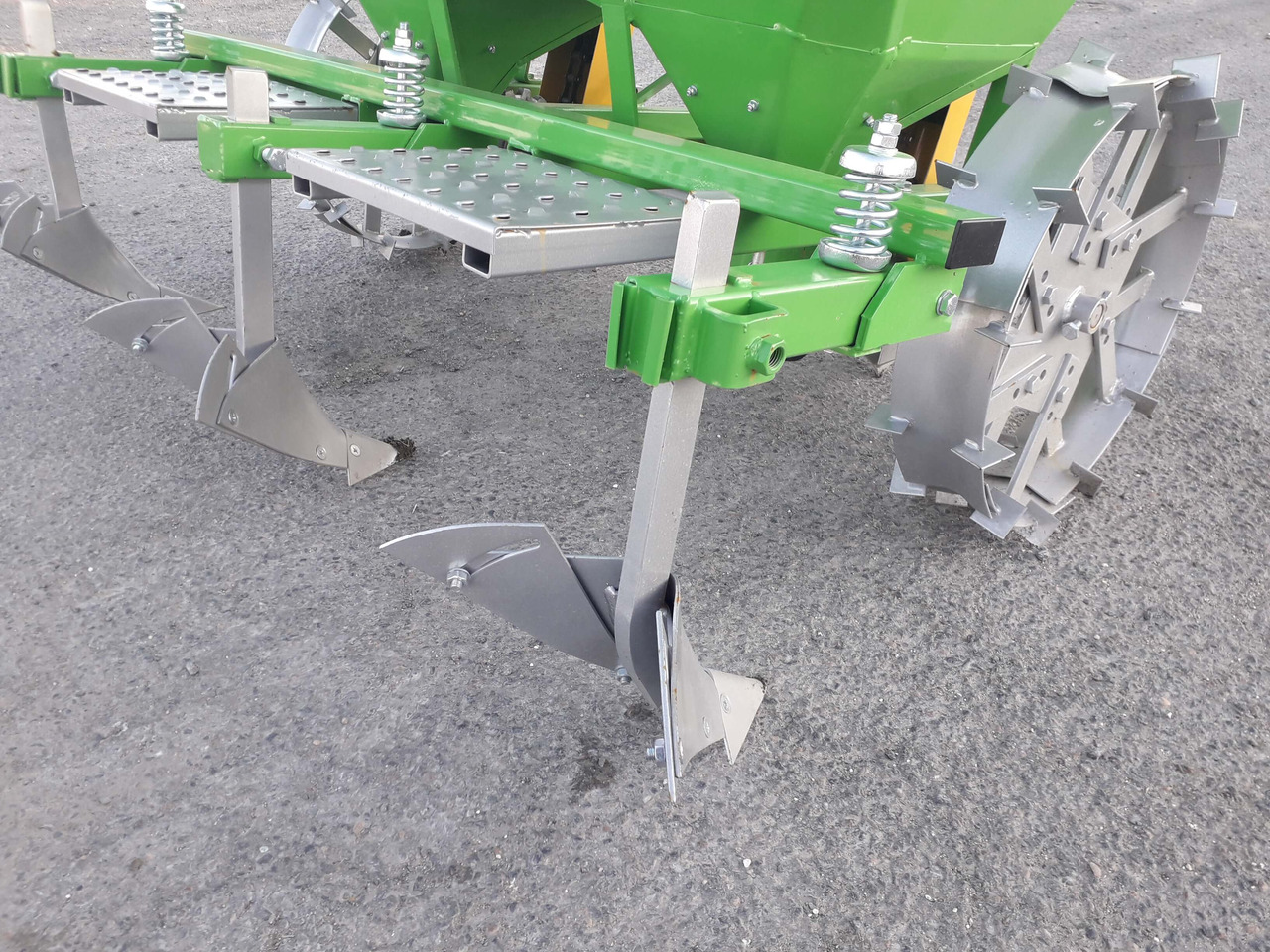 BOMET Planteuse à Pommes de Terre 2 rangs GEMINI - Kartoffellægger: billede 4 BOMET Planteuse à Pommes de Terre 2 rangs GEMINI - Kartoffellægger: billede 4