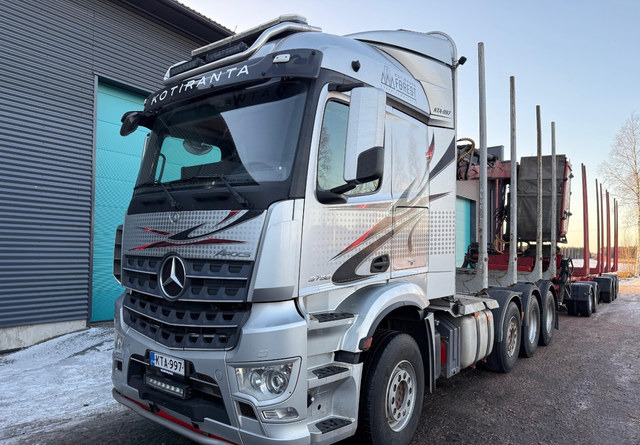 Mercedes-BenzArocs 8x4 Nosturilla! - Tømmerbil, Lastbil med kran: billede 1 Mercedes-BenzArocs 8x4 Nosturilla! - Tømmerbil, Lastbil med kran: billede 1