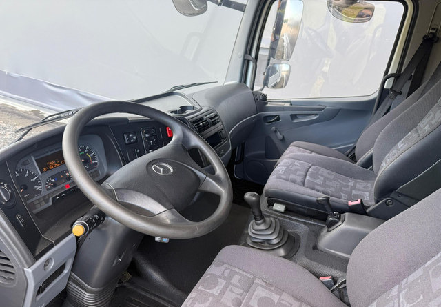 Lastbil varevogn Mercedes-BenzAtego kaappi + perälauta: billede 15