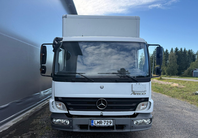 Lastbil varevogn Mercedes-BenzAtego kaappi + perälauta: billede 8