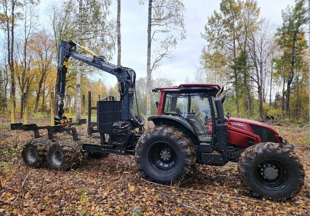 ValtraN123 + Kronos 140 4WDM + Cranab FC8 - Skovbrugstraktor, Skovvogn: billede 5 ValtraN123 + Kronos 140 4WDM + Cranab FC8 - Skovbrugstraktor, Skovvogn: billede 5