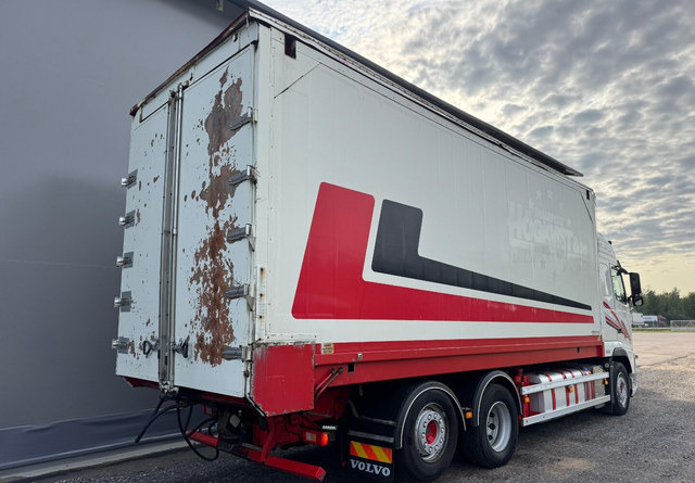 VolvoFH13 500 6x2 Rahtikaappi - Lastbil varevogn: billede 4 VolvoFH13 500 6x2 Rahtikaappi - Lastbil varevogn: billede 4