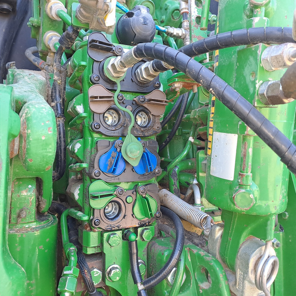 JOHN DEERE 6215R - ASTA AGRIBERTOCCHI - Traktor: billede 5 JOHN DEERE 6215R - ASTA AGRIBERTOCCHI - Traktor: billede 5