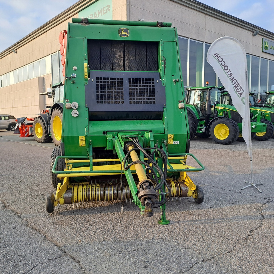 ROTOPRESSA JOHN DEERE 592 - Rundballepresse: billede 3 ROTOPRESSA JOHN DEERE 592 - Rundballepresse: billede 3