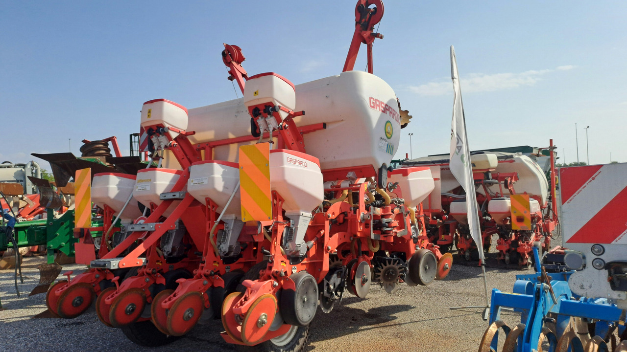 SEMINATRICE DI PRECISIONE GASPARDO RENATA 8 ROWS - Præcisionssåmaskine: billede 5 SEMINATRICE DI PRECISIONE GASPARDO RENATA 8 ROWS - Præcisionssåmaskine: billede 5