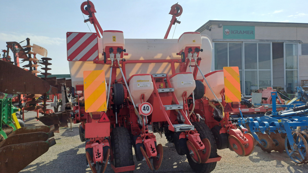 SEMINATRICE DI PRECISIONE GASPARDO RENATA 8 ROWS - Præcisionssåmaskine: billede 4 SEMINATRICE DI PRECISIONE GASPARDO RENATA 8 ROWS - Præcisionssåmaskine: billede 4