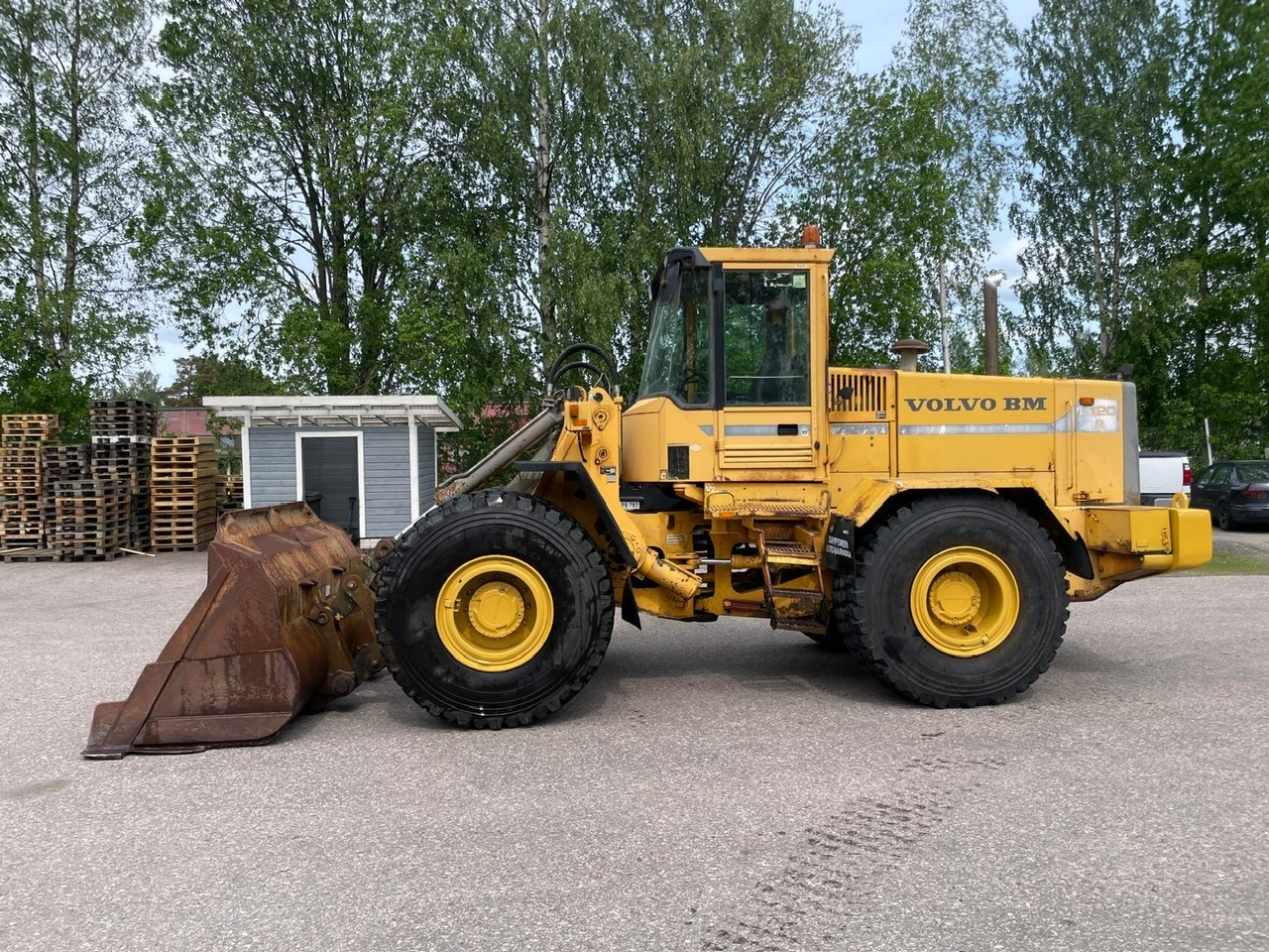 Volvo L120B - Gummihjulslæsser: billede 1 Volvo L120B - Gummihjulslæsser: billede 1