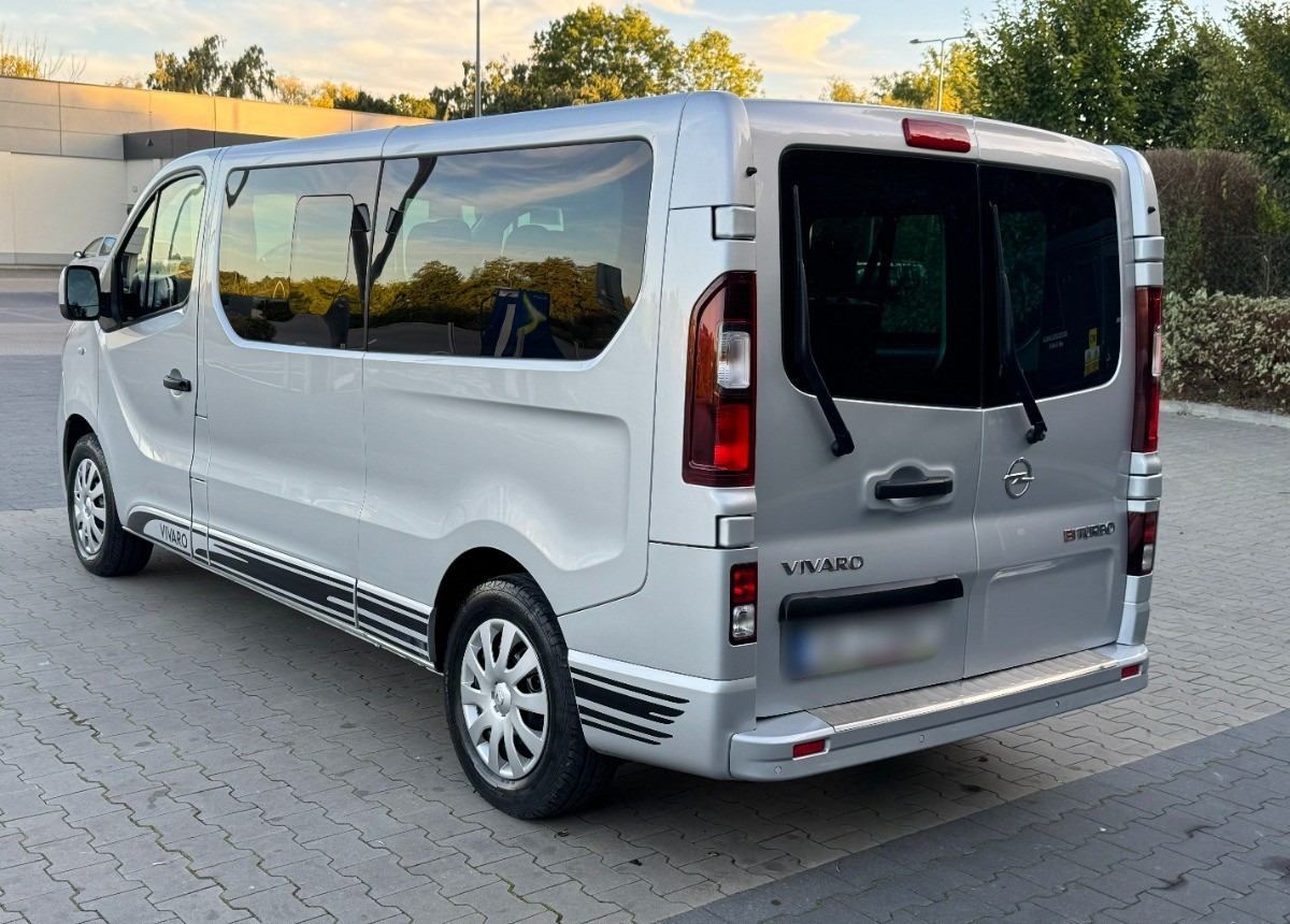 Opel Vivaro 1.6 DCI 145KM 9 osobowy Nawiewy góra dół DOINWESTOWANY Super stan - Stationcar: billede 3 Opel Vivaro 1.6 DCI 145KM 9 osobowy Nawiewy góra dół DOINWESTOWANY Super stan - Stationcar: billede 3