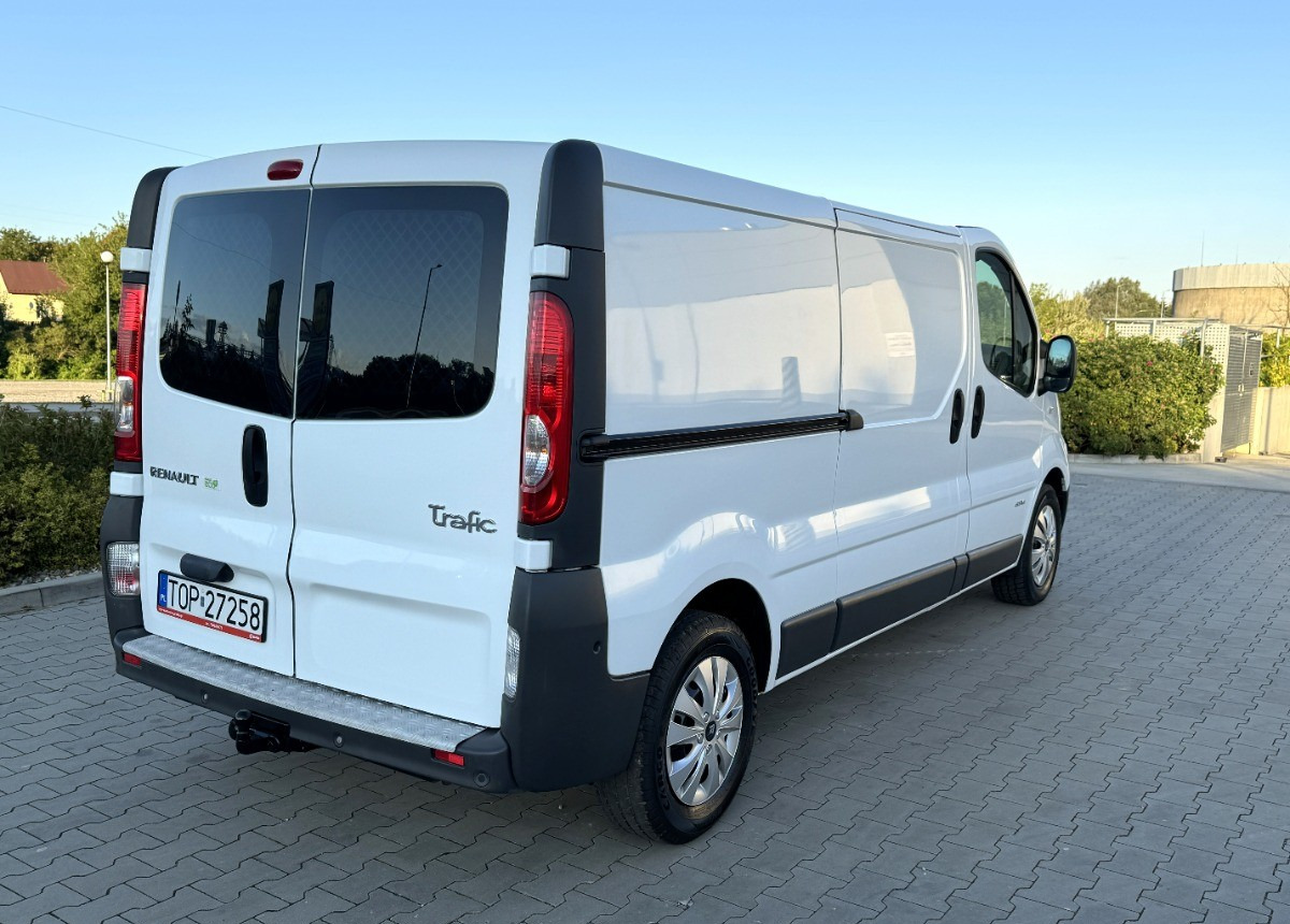 Renault Trafic 2.0 DCI 115KM LONG 2012 Rok Klimatyzacja Nawigacja BEZWYPADKOWY - Varevogn: billede 4 Renault Trafic 2.0 DCI 115KM LONG 2012 Rok Klimatyzacja Nawigacja BEZWYPADKOWY - Varevogn: billede 4