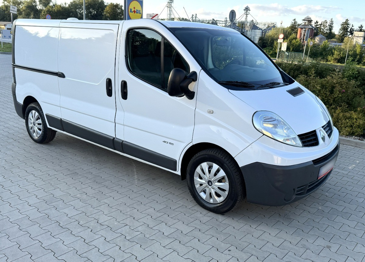 Renault Trafic 2.0 DCI 115KM LONG 2012 Rok Klimatyzacja Nawigacja BEZWYPADKOWY - Varevogn: billede 3 Renault Trafic 2.0 DCI 115KM LONG 2012 Rok Klimatyzacja Nawigacja BEZWYPADKOWY - Varevogn: billede 3