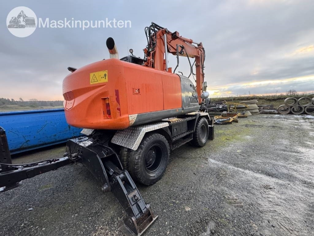 Hitachi ZX 140 W-3 Med vagn och redskap! - Hjulgravemaskine: billede 3 Hitachi ZX 140 W-3 Med vagn och redskap! - Hjulgravemaskine: billede 3