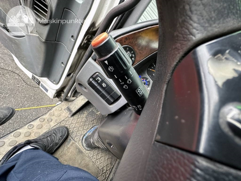 Leje en Mercedes-Benz 2651 L 8X4 Junjin jxzr42-5.16hp  Mercedes-Benz 2651 L 8X4 Junjin jxzr42-5.16hp: billede 24