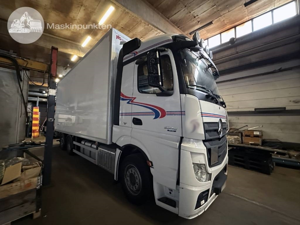 Mercedes-Benz Actros 2545 - Lastbil varevogn: billede 3 Mercedes-Benz Actros 2545 - Lastbil varevogn: billede 3