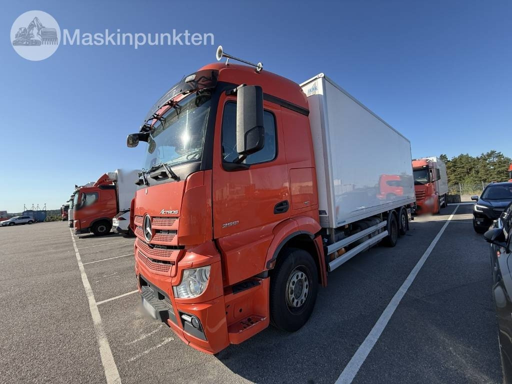 Mercedes-Benz Actros 2551 - Kølevogn lastbil: billede 1 Mercedes-Benz Actros 2551 - Kølevogn lastbil: billede 1